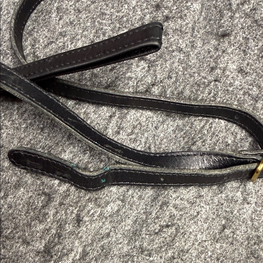 Dooney & Bourke Vintage Black Textured Leather purse. - Picture 8 of 10